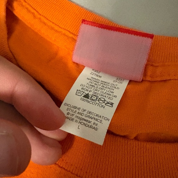 LARGE ORANGE OFFICIAL VINTAGE NFL SHIRT - Picture 5 of 5